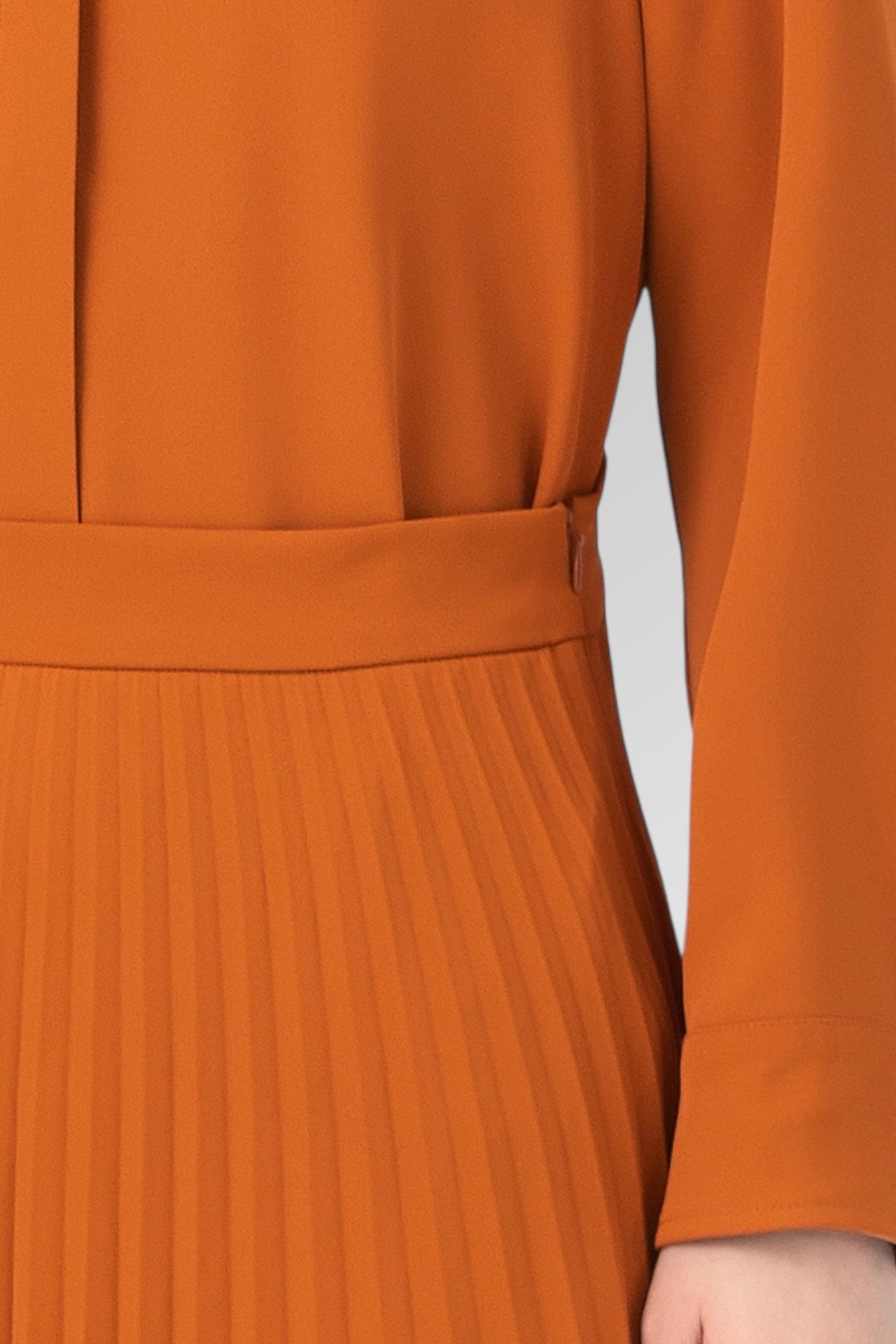Burnt Pleated Shirt Midi Dress
