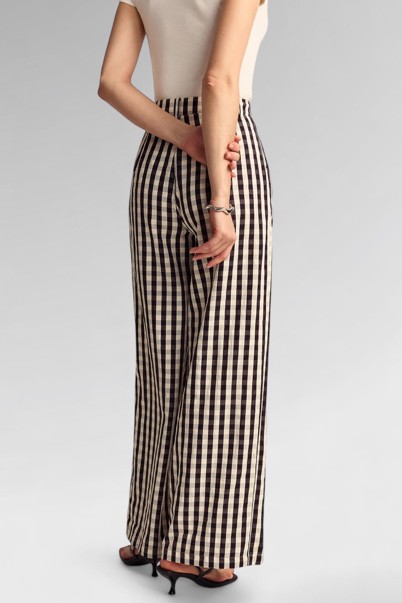 Refined Pinstripe Linen Trousers