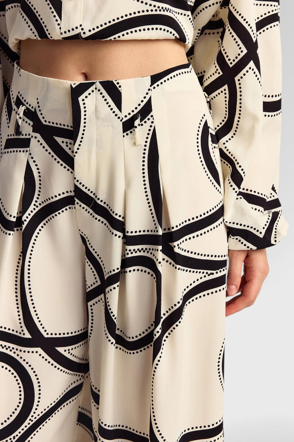 Flowline Pleated Wide-Leg Trousers