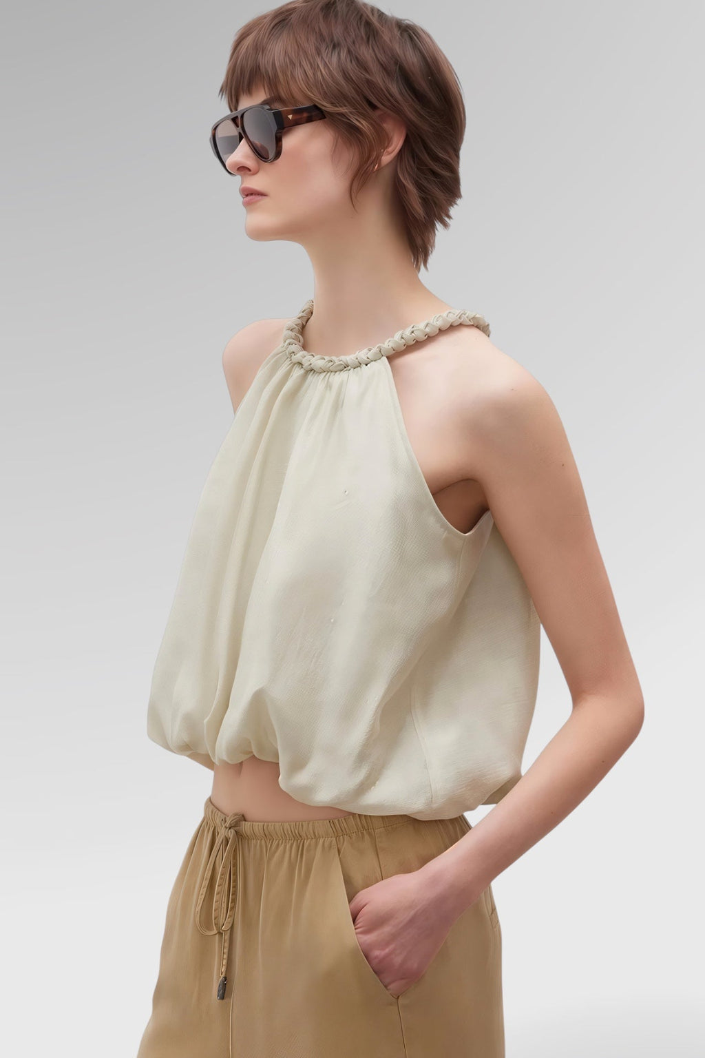 Ivory Drift Asymmetric Top